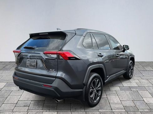 Used 2024 Toyota RAV4 XLE Premium image 7