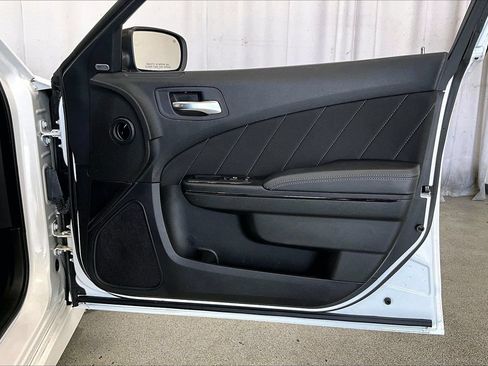 Used 2023 Dodge Charger R/T w/ Blacktop Package RWD image 26