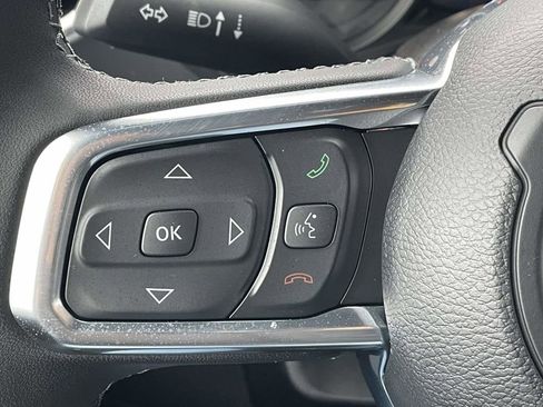 New 2026 Jeep Wrangler Unlimited Sahara AWD/4WD image 30