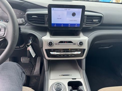 Used 2021 Ford Explorer 4WD image 16