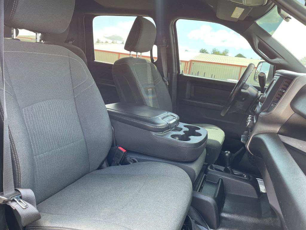 Used 2022 RAM 2500 Tradesman w/ Chrome Appearance Group AWD/4WD image 15