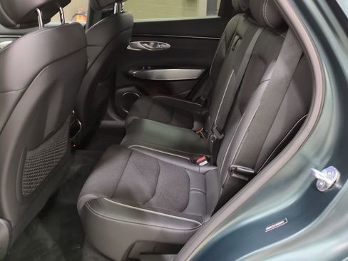 Used 2024 Genesis GV70 3.5T Sport image 18