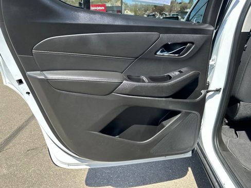 Used 2020 Chevrolet Traverse LT AWD/4WD image 26