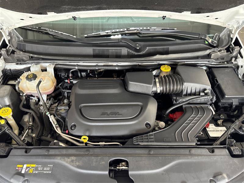 Used 2023 Chrysler Voyager LX FWD image 21