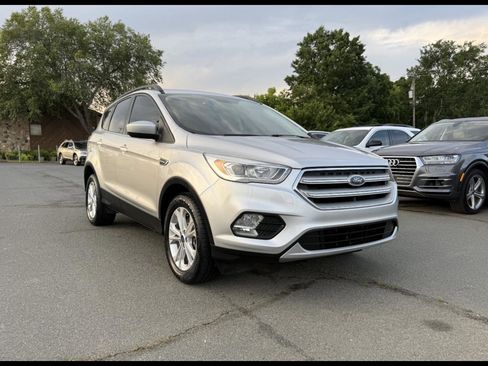 Used 2019 Ford Escape SEL AWD/4WD image 1