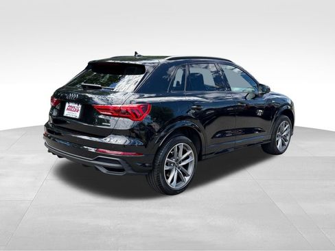 Used 2023 Audi Q3 2.0T Premium Plus w/ Premium Plus Package AWD/4WD image 8