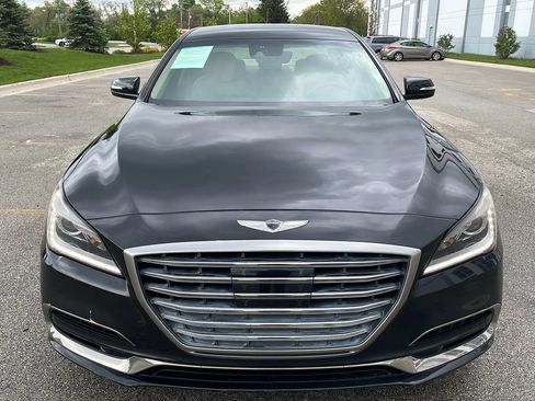 Used 2018 Genesis G80 3.8 RWD image 3