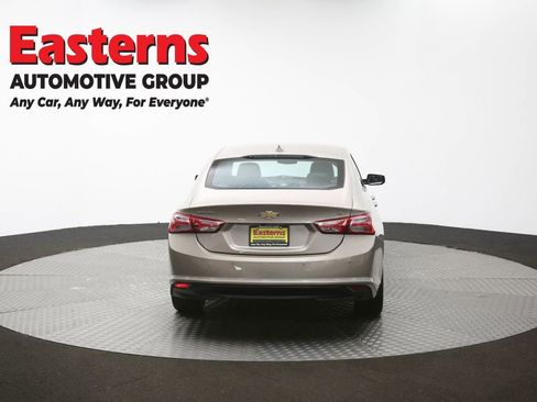 Used 2024 Chevrolet Malibu LT FWD image 38