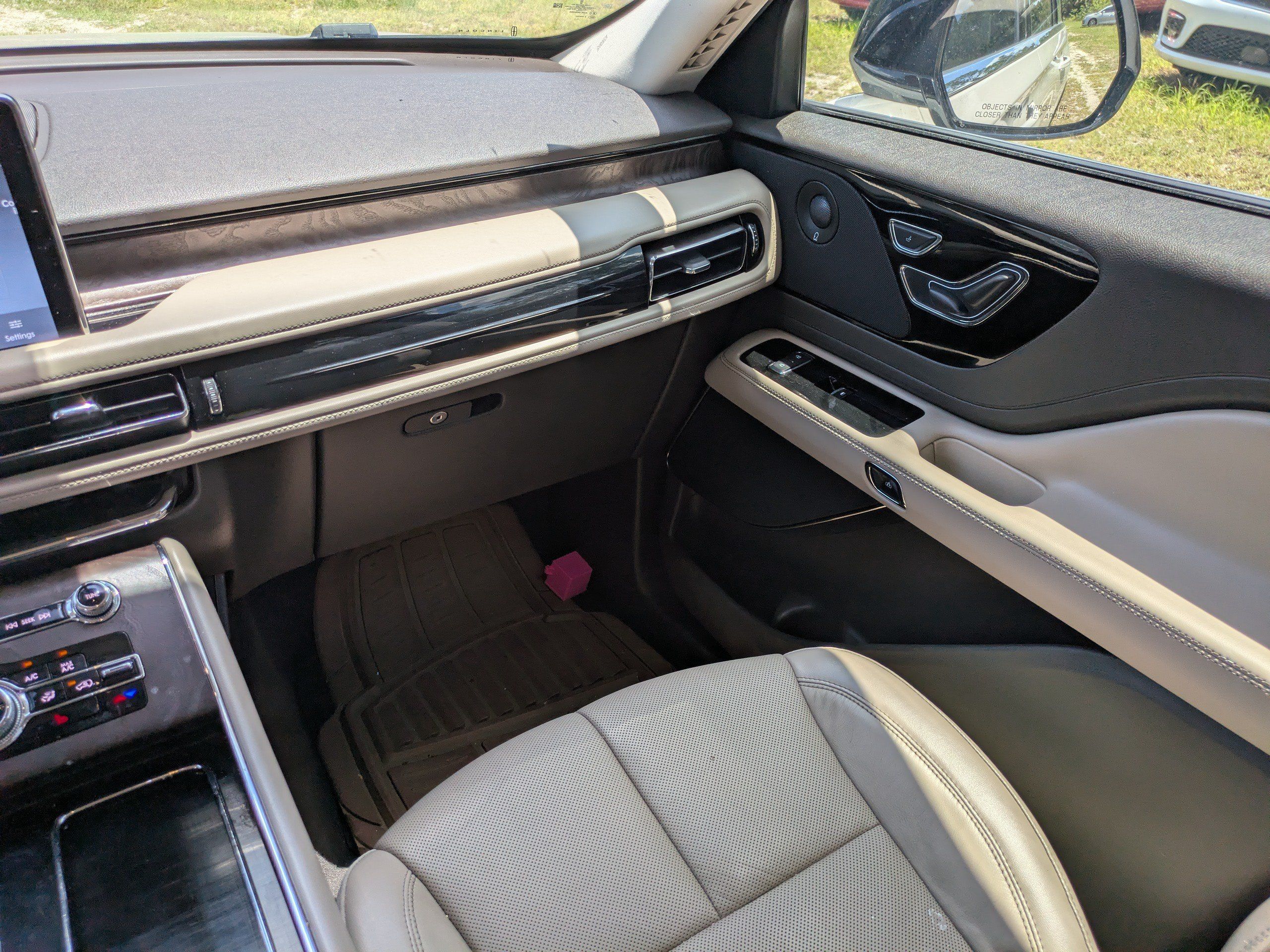 Used 2022 Lincoln Aviator Reserve RWD image 15