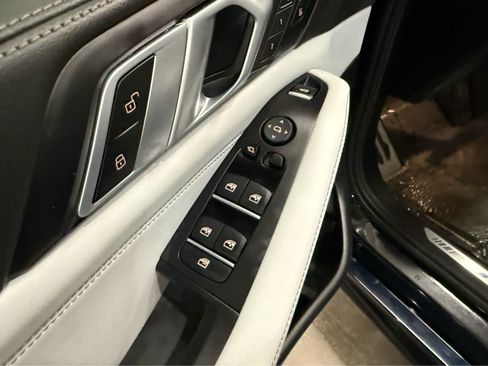Used 2025 BMW X5 M60i w/ Climate Comfort Package AWD/4WD image 18