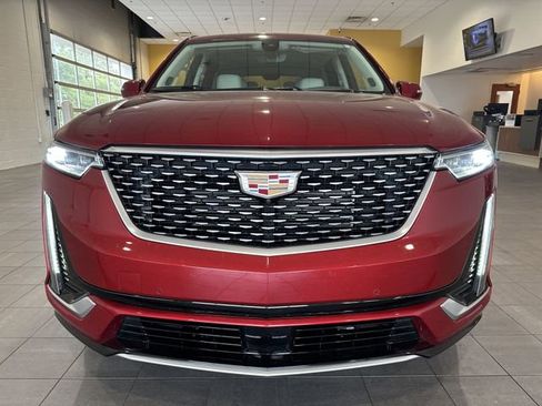 Certified 2024 Cadillac XT6 Premium Luxury w/ Technology Package AWD/4WD image 9