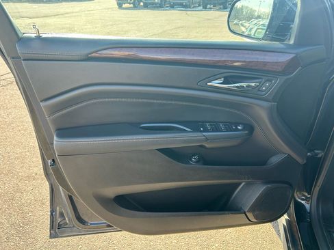 Used 2015 Cadillac SRX Luxury w/ Driver Awareness Package image 14