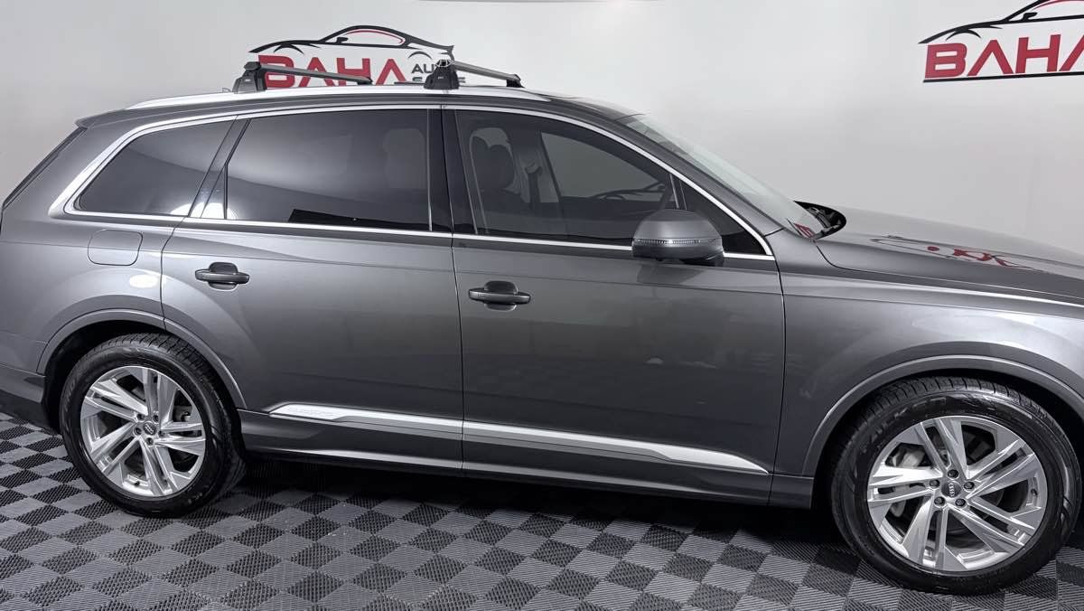 Used 2020 Audi Q7 3.0T Prestige w/ Prestige Package AWD/4WD image 8