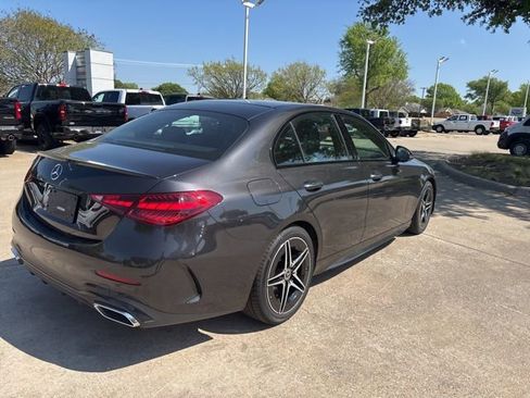 Used 2023 Mercedes-Benz C 300 Sedan image 5