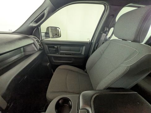 Used 2022 RAM 3500 Tradesman image 24