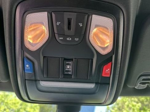 Used 2024 RAM 1500 Big Horn AWD/4WD image 41