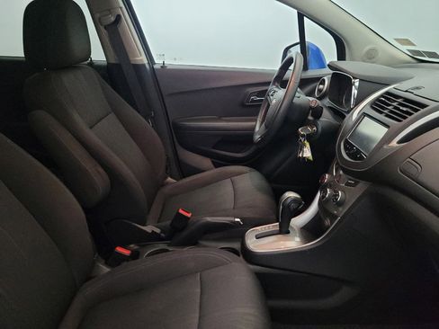 Used 2016 Chevrolet Trax LT w/ LPO, Protection Package AWD/4WD image 21