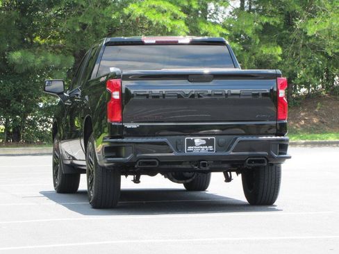 Used 2021 Chevrolet Silverado 1500 RST w/ Redline Edition AWD/4WD image 11