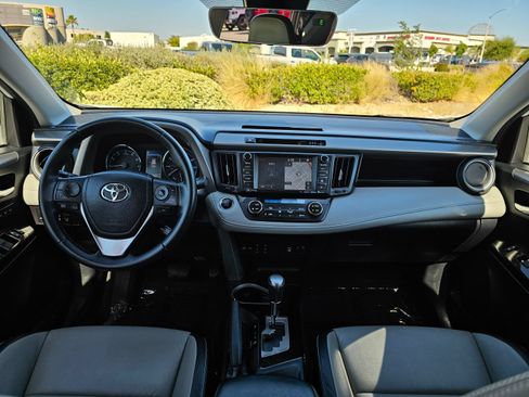 Used 2018 Toyota RAV4 Limited w/ Advanced Technology Package FWD image 22