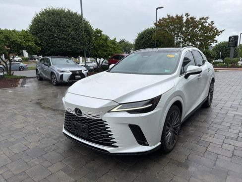 Used 2024 Lexus RX 350 AWD w/ Convenience Package image 2
