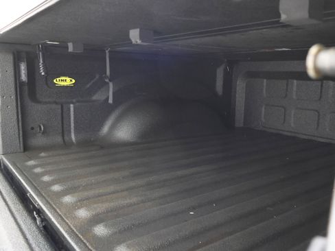 Used 2016 RAM 1500 Laramie w/ Convenience Group AWD/4WD image 5