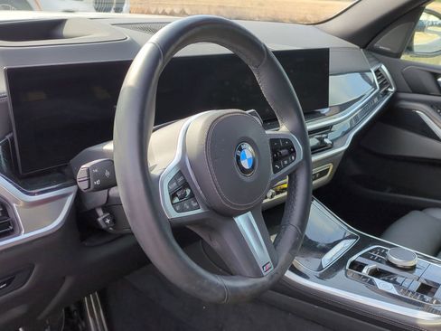 Used 2026 BMW X5 xDrive40i w/ M Sport Package image 18