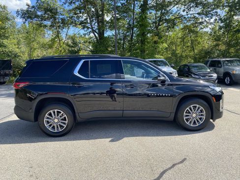 Used 2023 Chevrolet Traverse LT w/ LPO, Floor Liner Package AWD/4WD image 8