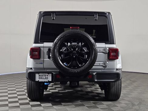 Used 2023 Jeep Wrangler Unlimited Sahara w/ Cold Weather Group AWD/4WD image 4