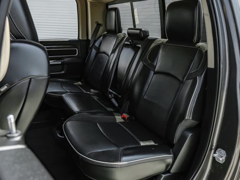 Used 2019 RAM 3500 Laramie AWD/4WD image 36