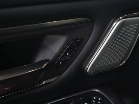 Used 2019 RAM 1500 Limited AWD/4WD image 23