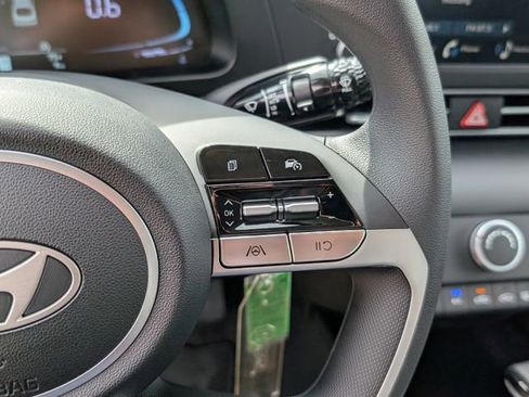 New 2026 Hyundai Elantra SE FWD image 16