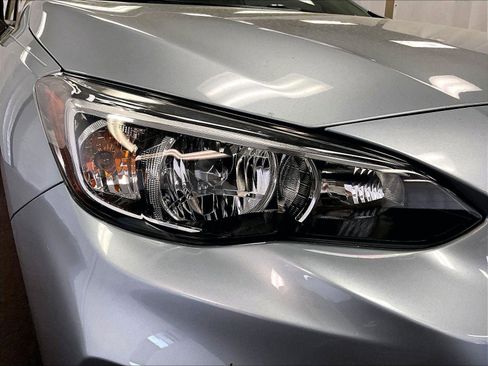 Used 2018 Subaru Impreza 2.0i Premium image 28