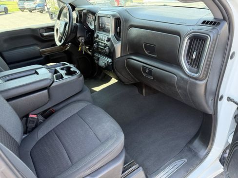 Used 2023 Chevrolet Silverado 2500 LT AWD/4WD image 15