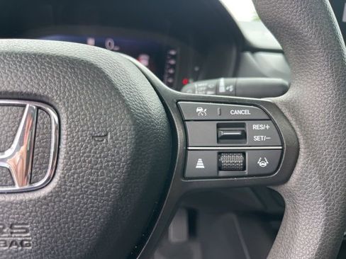 Used 2025 Honda Accord SE image 17