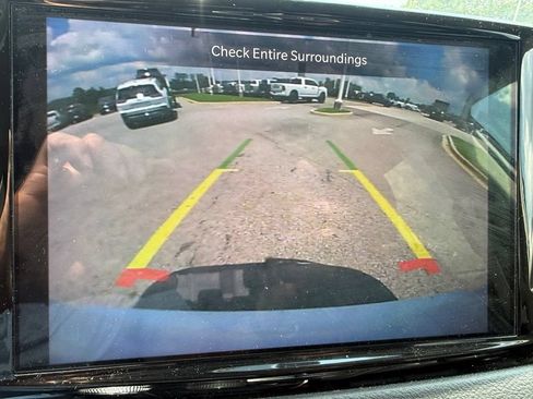 Used 2023 Chrysler Pacifica Touring-L FWD image 15