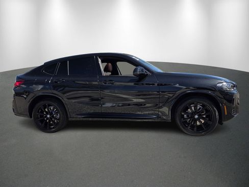 Used 2025 BMW X4 xDrive30i image 8
