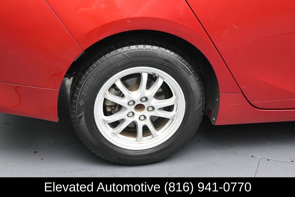 Used 2018 Toyota Prius One FWD image 5