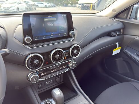 New 2025 Nissan Sentra SV image 20