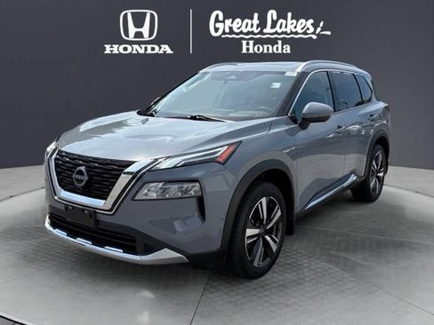 Used 2023 Nissan Rogue Platinum w/ Platinum Premium Package AWD/4WD image 2