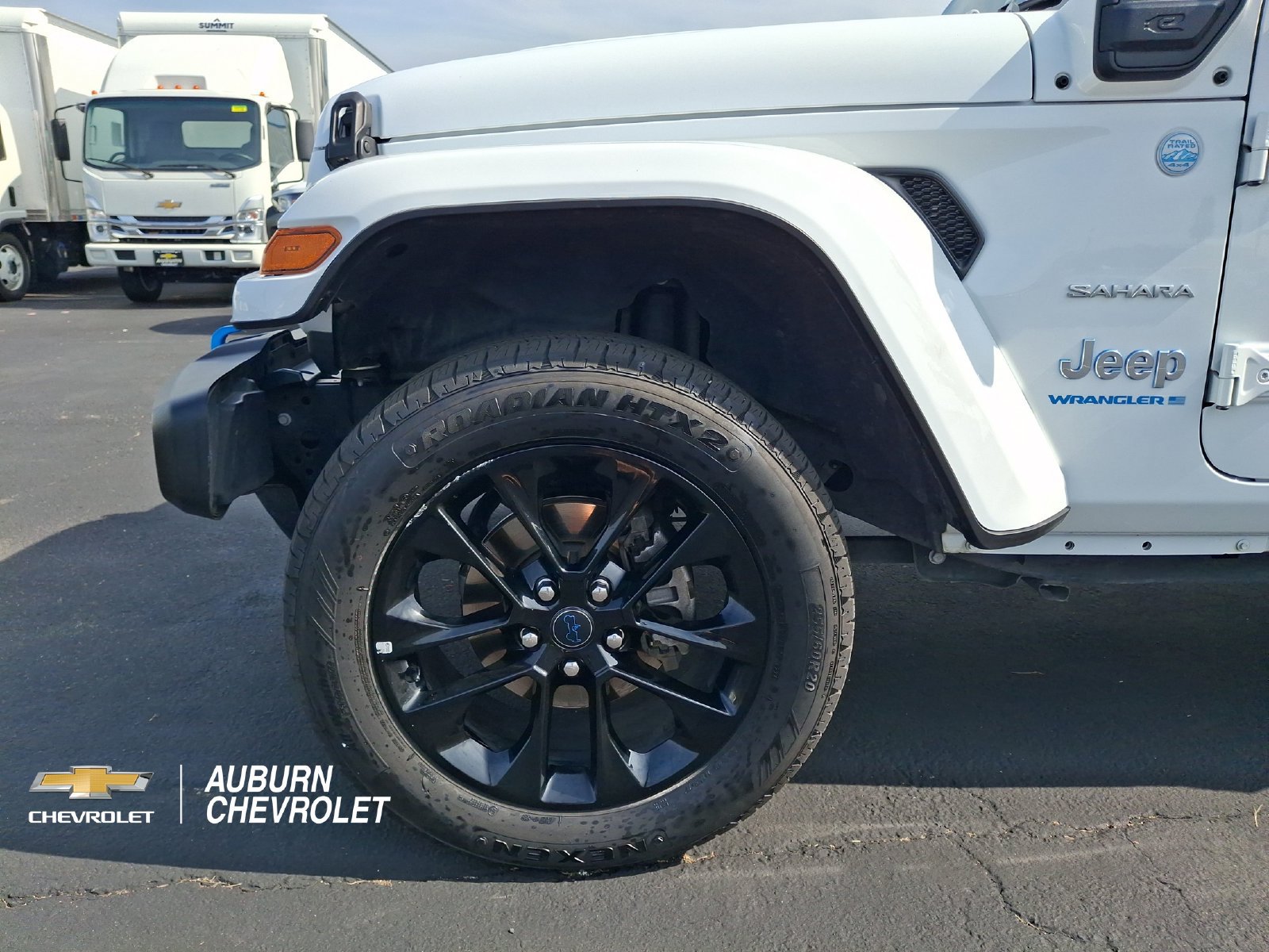 Used 2024 Jeep Wrangler Unlimited Sahara AWD/4WD image 25
