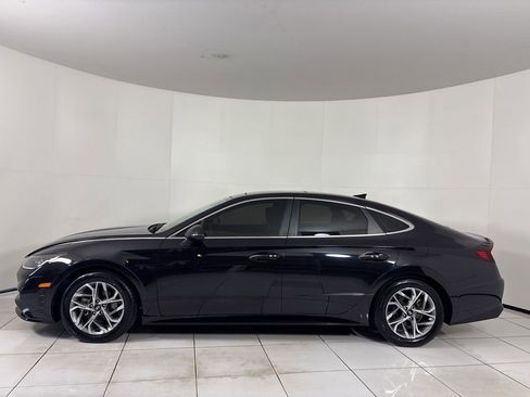 Used 2023 Hyundai Sonata SEL w/ Convenience Package image 2