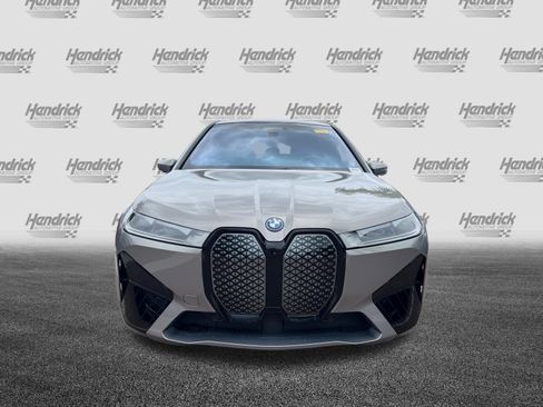 Used 2024 BMW iX xDrive50 w/ Sport Package AWD/4WD image 3