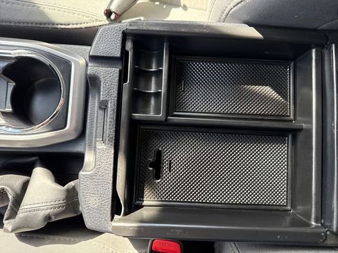 Used 2017 Toyota Tacoma SR5 w/ Tow Package image 26