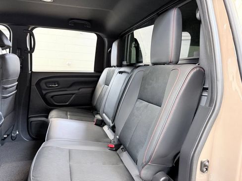 Used 2021 Nissan Titan PRO-4X AWD/4WD image 22