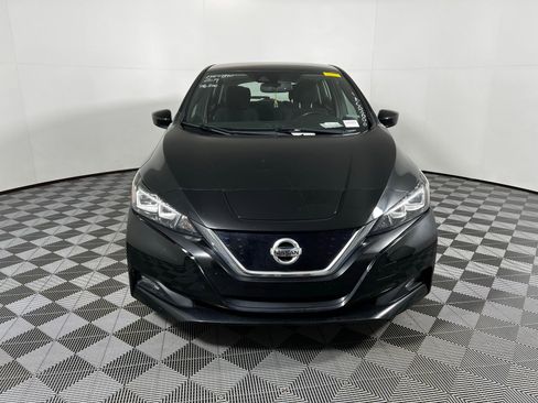 Used 2019 Nissan Leaf SV w/ SV Technology Package image 2