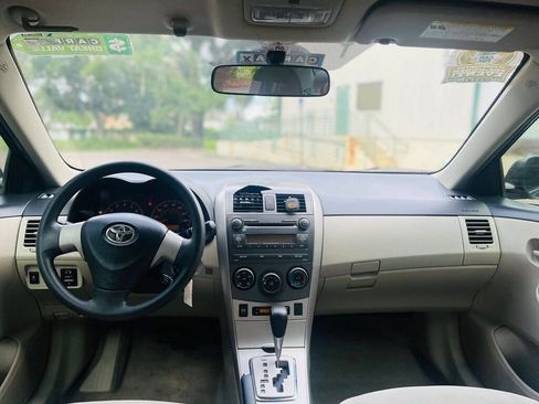 Used 2011 Toyota Corolla LE image 13