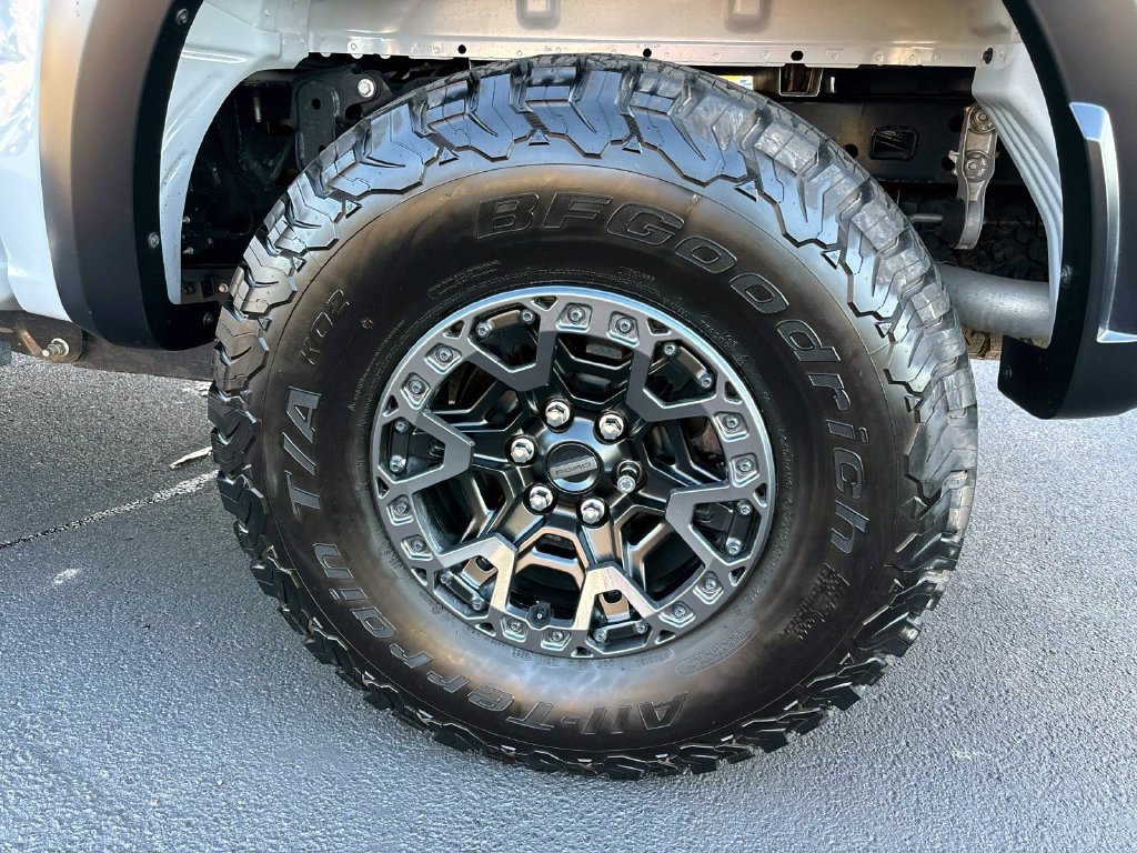 Used 2026 Ford F150 Raptor w/ Equipment Group 803A Raptor R AWD/4WD image 9