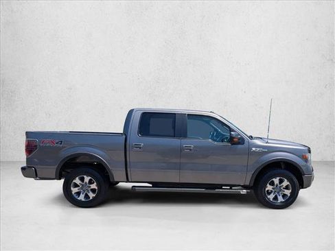 Used 2014 Ford F150 FX4 w/ Equipment Group 402A Luxury AWD/4WD image 4