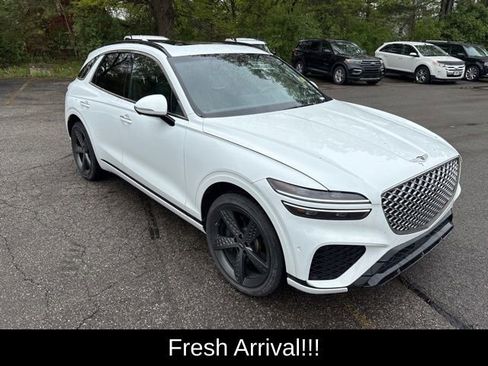 Used 2024 Genesis GV70 2.5T w/ Sport Prestige Package AWD/4WD image 8