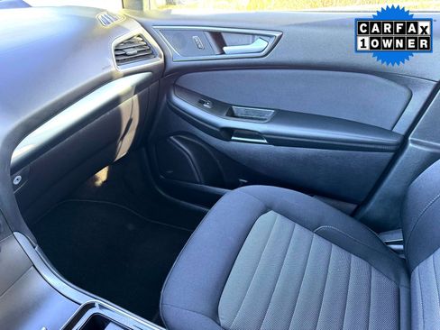 Used 2019 Ford Edge SE image 30